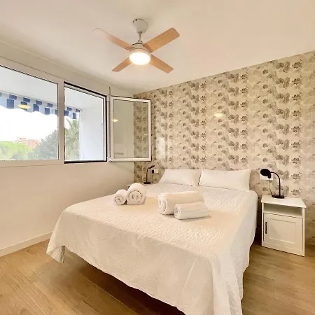 Playa San Juan Luxurious By The شقة لقنت