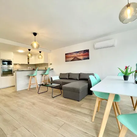 Playa San Juan Luxurious By The * لقنت